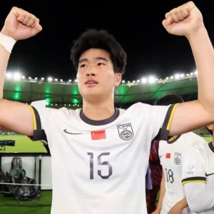 赛事直播平台-日本4-0夺冠又1细节曝光：后卫用头封堵胡荷韬射门，中国队应学习